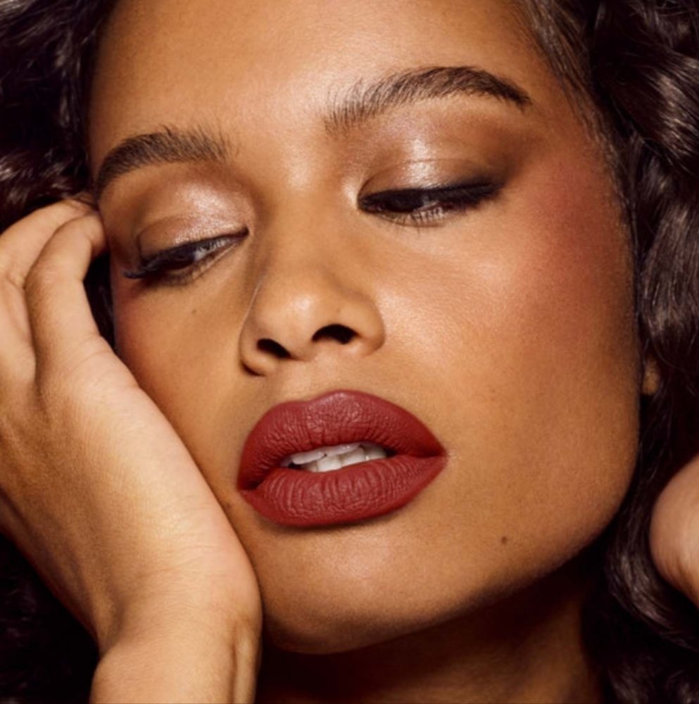 Fenty Velvet Icon Liquid Lipstick In Shade HBIC